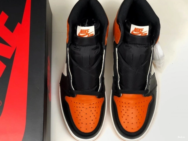 Bmlin 1 Off-Louis Jordan x OW AJ1 AQ0818-158 Air 0816